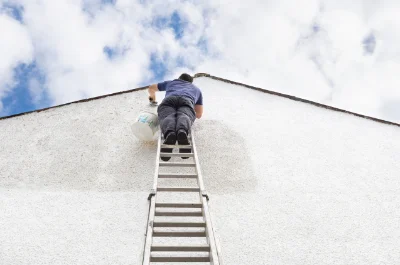 Peinture extérieure à Miglos — façades et ravalement